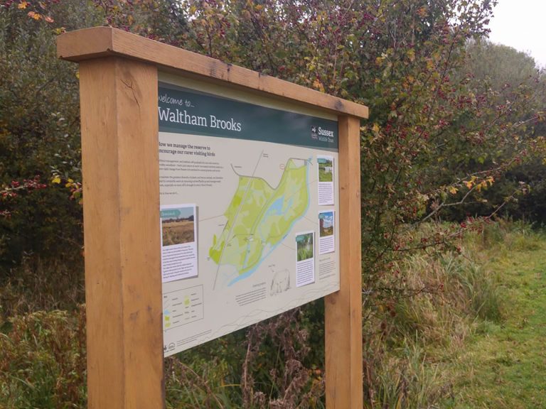Bowman™ B entrance sign