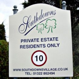 Modular entrance sign