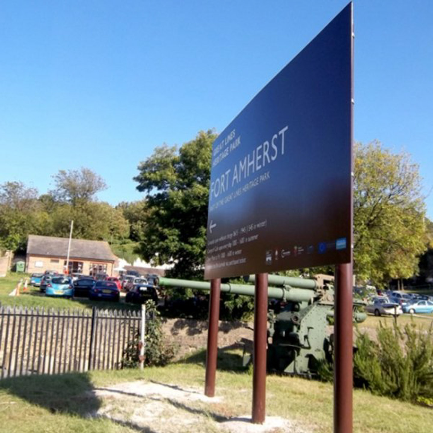 Modular entrance sign