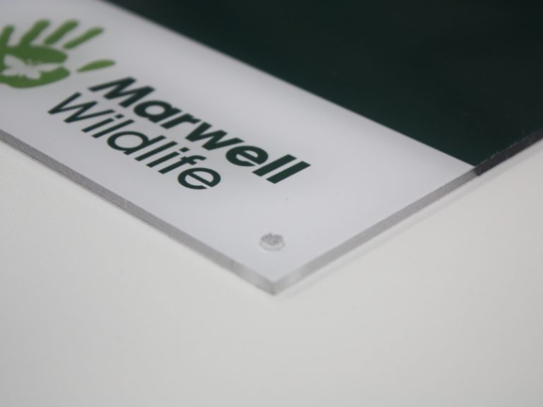 Polycarbonate graphic panel