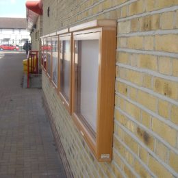 Wallmounting recycled plastic notice