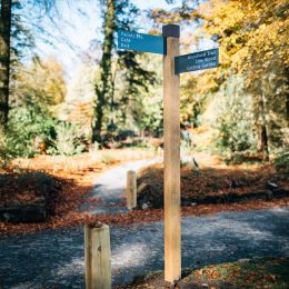 Grenadier visitor fingerpost
