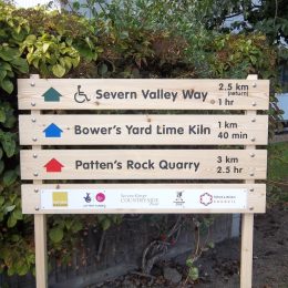 Ladder sign oak