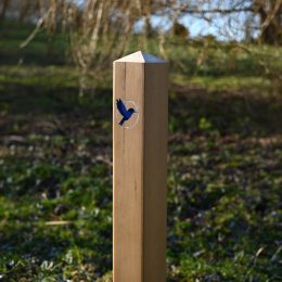 Waymarking post recycled plastic engraved