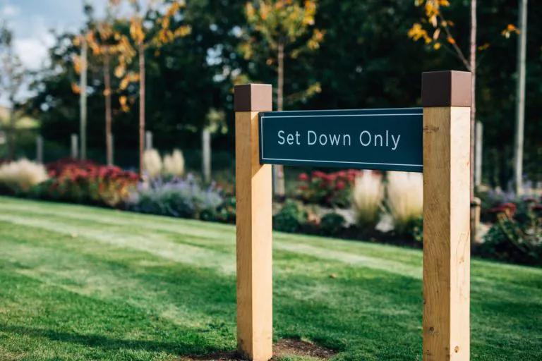 Grenadier™ badging sign