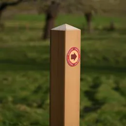 Waymarking post - recycled plastic