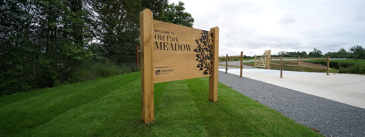 Entrance signs